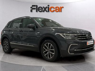 Gris Usado 2021 VW Tiguan Life SUV | 20.490 €