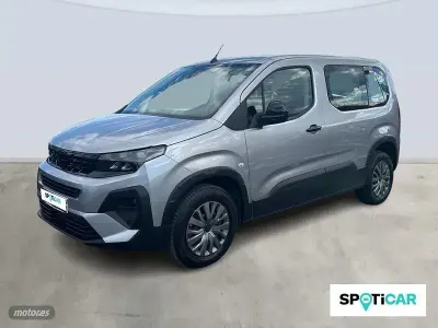 Usado Peugeot Rifter Allure 100 CV (73 kW) 2025 Plateado Monovolumen