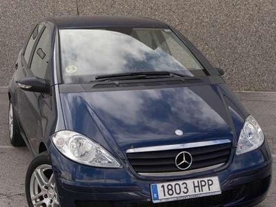 Usado Mercedes A160 82 CV (60 kW) 2006 Azul Utilitario