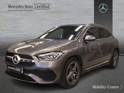Usado Mercedes GLA200 AMG line 163 CV (119 kW) 2022 Mountaingrau  met. SUV