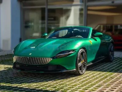 Usado Ferrari Roma 620 CV (456 kW) 2023 Verde Descapotable
