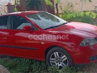 Occasion Seat Cordoba Sport 130 PK (95 kW) 2007 Rood Sedan