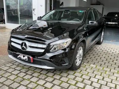 Begagnad Mercedes GLA200