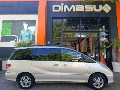 Usado Toyota Previa Sol 116 CV (85 kW) 2005 Gris / plata Monovolumen