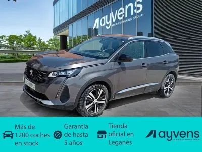 Usado Peugeot 3008 GT 131 CV (96 kW) 2023 Gris SUV