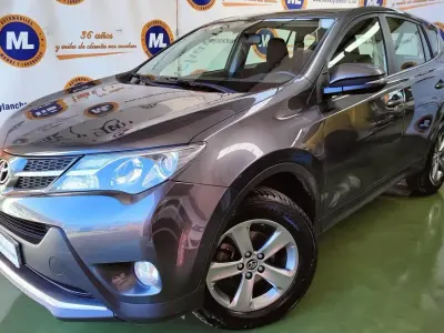 Käytetty Toyota RAV4 Business Edition 143 HP (105 kW) 2016 Harmaa Katumaasturi