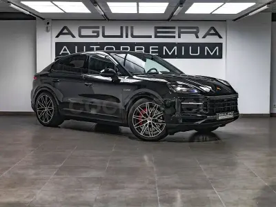 Usado Porsche Cayenne 519 CV (381 kW) 2025 Negro SUV