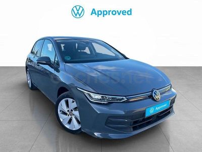 Usado VW Golf VIII 115 CV (84 kW) 2025 Gris / plata Berlina