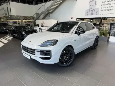 Nuevo Porsche Cayenne Black Edition 470 CV (345 kW) 2026 Gris SUV