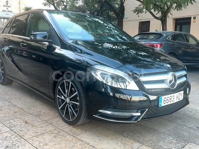 Mercedes B180
