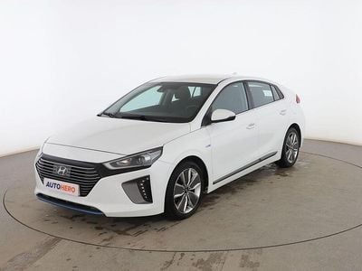 Usado Hyundai Ioniq 141 CV (103 kW) 2018 Blanco Utilitario