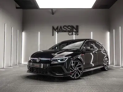 Usado VW Golf VIII GTI Clubsport 301 CV (221 kW) 2022 Negro Berlina
