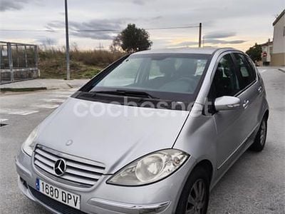 Usado Mercedes A170 Elegance 116 CV (85 kW) 2005 Gris / plata Monovolumen