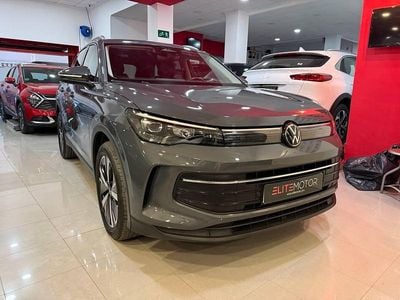 Gris Usado 2025 VW Tiguan SUV | 38.775 € (Precio justo)