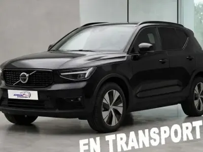 Usado Volvo XC40 Plus 210 CV (154 kW) 2022 SUV