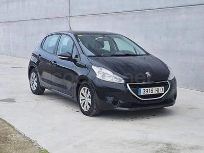 Usado Peugeot 208 Allure 92 CV (67 kW) 2012 Negro Utilitario