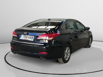 Usado Hyundai i40 136 CV (100 kW) 2014 Negro Berlina