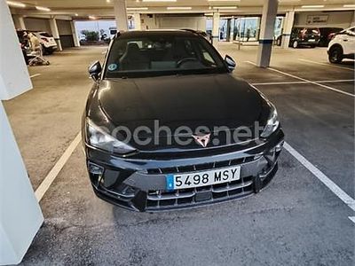 Usado Cupra Leon 150 CV (110 kW) 2024 Negro Familiar