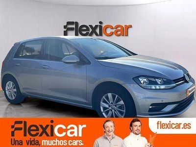 Usado VW Golf VII Advance 115 CV (84 kW) 2020 Gris
