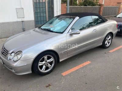 Usado Mercedes CLK320 Avantgarde 218 CV (160 kW) 2003 Gris / plata Descapotable
