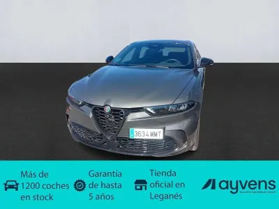Usado Alfa Romeo Tonale Sprint 131 CV (96 kW) 2024 Gris SUV