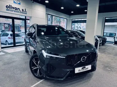 Usado Volvo XC60 Plus 197 CV (144 kW) 2022 Negro SUV