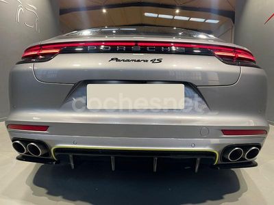 Gris / plata Usado 2017 Porsche Panamera 4S Berlina | 93.900 €