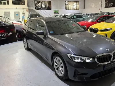 Usado BMW 320 190 CV (139 kW) 2021 Gris / plata Familiar