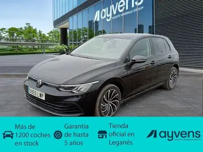 Brugt VW Golf VIII Life 110 HK (80 kW) 2022 Sort