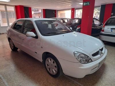 Usado Citroën Xsara Exclusive 90 CV (66 kW) 2002 Blanco Berlina
