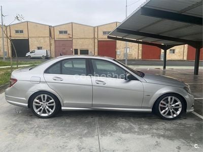 Usado Mercedes C320 Avantgarde 224 CV (164 kW) 2007 Gris / plata Berlina