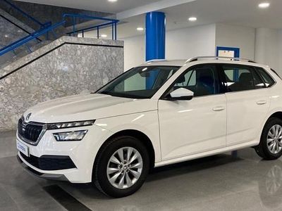 Usado Skoda Kamiq Ambition 110 CV (80 kW) 2021 Blanco SUV