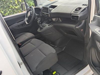 Usado Citroën Berlingo 102 CV (75 kW) 2021 Blanco Monovolumen