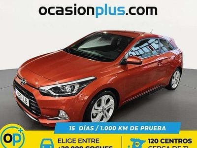 Usado Hyundai i20 90 CV (66 kW) 2015 Naranja Coupe