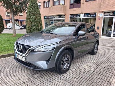 Usado Nissan Qashqai Acenta 158 CV (116 kW) 2021 Gris / plata SUV