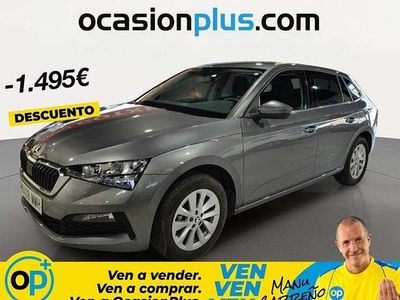 Usado Skoda Scala Ambition 95 CV (69 kW) 2023 Gris Utilitario
