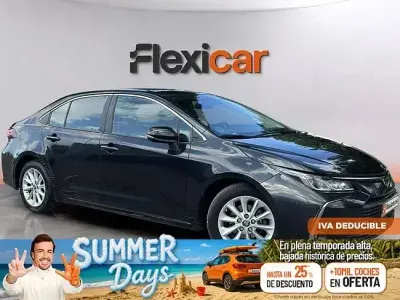 Usado Toyota Corolla Active 125 CV (91 kW) 2023 Negro Berlina
