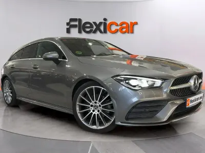 Usado Mercedes CLA200 Shooting Brake 163 CV (119 kW) 2020 Gris Familiar