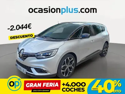 Usado Renault Scénic Zen 140 CV (102 kW) 2021 Gris Monovolumen