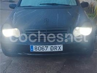 Mercedes C200