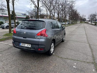 Usado Peugeot 308 SW Active 112 CV (82 kW) 2011 Gris / plata Familiar