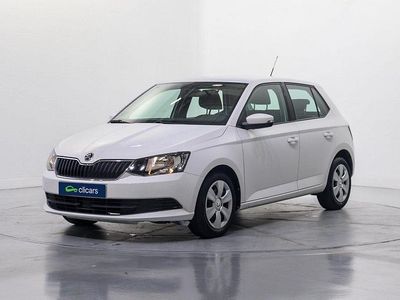 Usado Skoda Fabia Ambition 75 CV (55 kW) 2017 Blanco Berlina