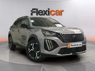 Usado Peugeot 2008 Allure 131 CV (96 kW) 2024 Gris SUV