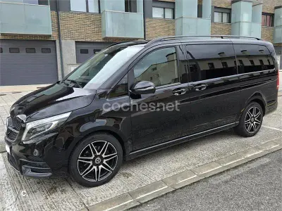 Usado Mercedes V300 Exclusive 239 CV (175 kW) 2022 Negro Monovolumen