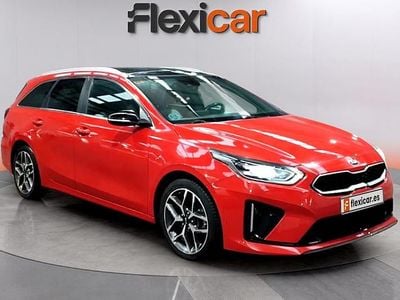 Usado Kia Ceed GT GT-Line 120 CV (88 kW) 2019 Rojo Familiar