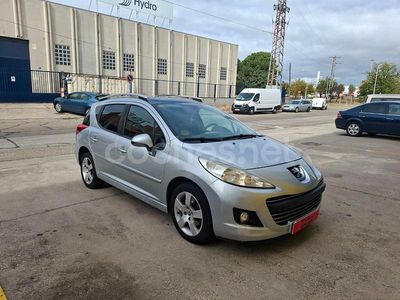Gris / plata Usado 2010 Peugeot 207 Outdoor Outdoor Familiar | 4700 €