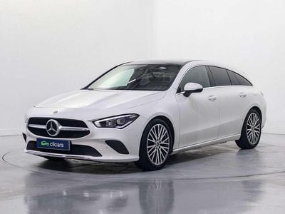 Usado Mercedes CLA200 Shooting Brake 163 CV (119 kW) 2021 Blanco Familiar