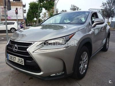 Usado Lexus NX300h Executive Line 197 CV (144 kW) 2016 Gris / plata SUV