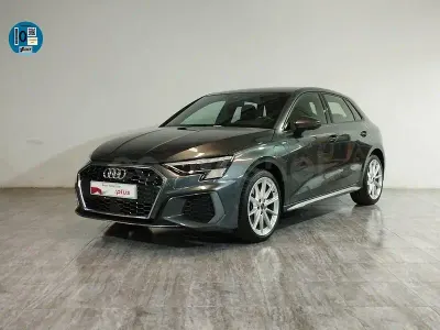 Usado Audi A3 S-Line 204 CV (150 kW) 2024 Gris / plata Berlina