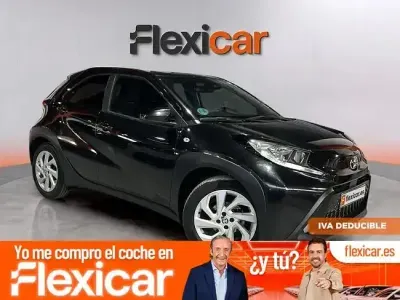 Usado Toyota Aygo 72 CV (52 kW) 2024 Negro